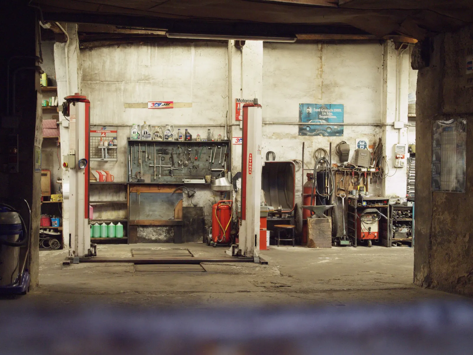 The Windmill Garage workshop